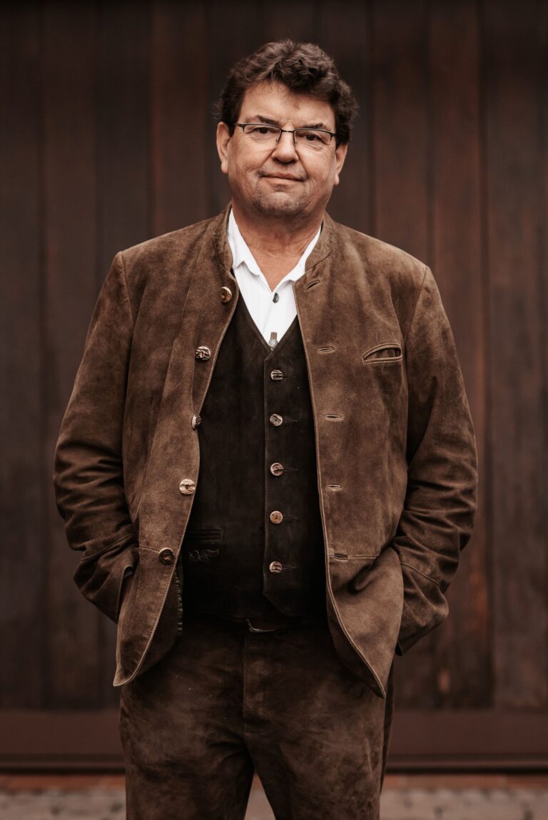 Achim Reif Bausachverständiger Westerwald Bauschäden Dächer Schimmel Sachverständiger Dachdeckermeister